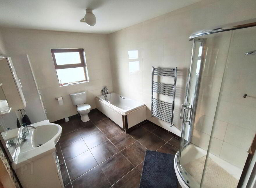 House, C. 5.6 Acres, Moveen, Kilkee, V15TX07