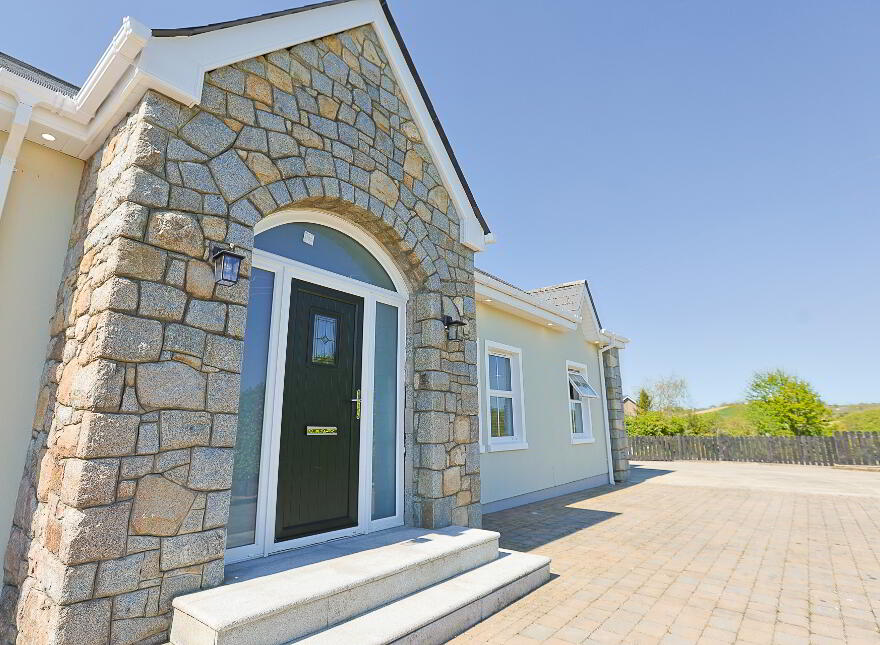 16 Carrowbane Road, Camlough, BT35 7QH