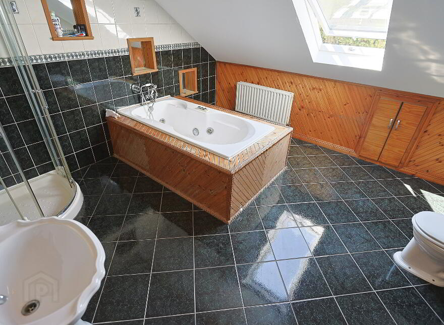 16 Carrowbane Road, Camlough, BT35 7QH