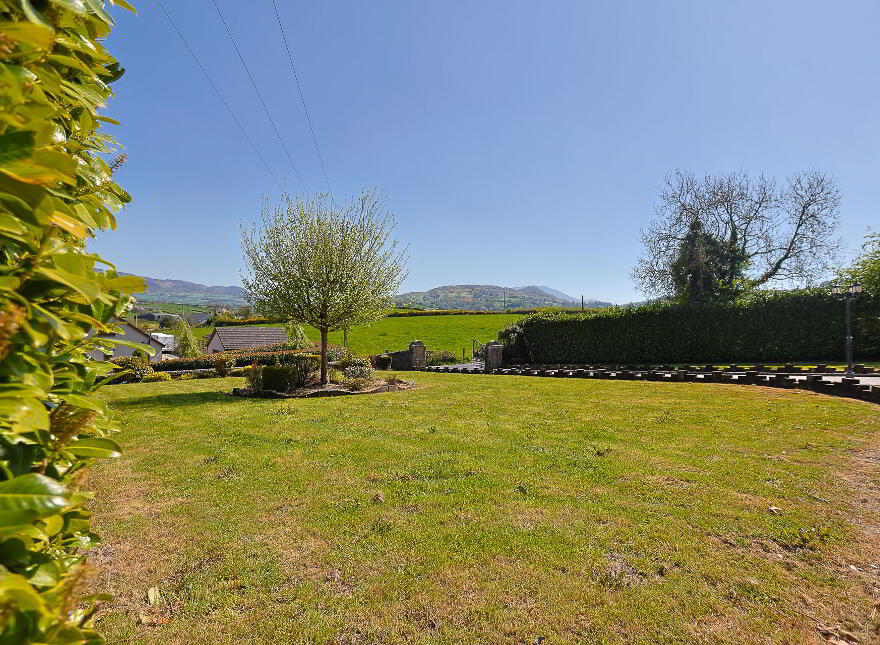 16 Carrowbane Road, Camlough, BT35 7QH