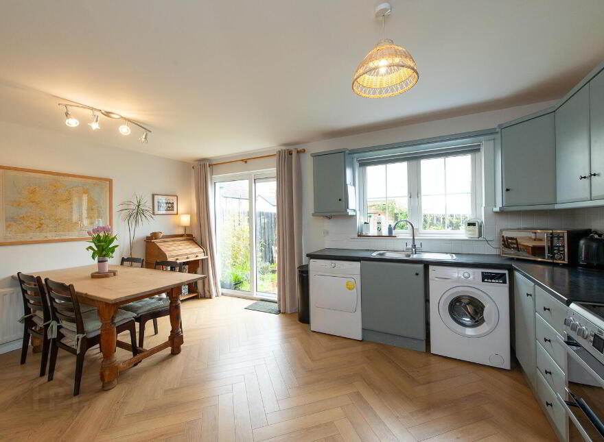 15 Castlebrook Avenue, Ballynure, BT39 9GX