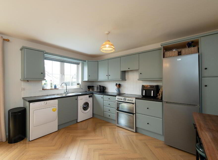 15 Castlebrook Avenue, Ballynure, BT39 9GX