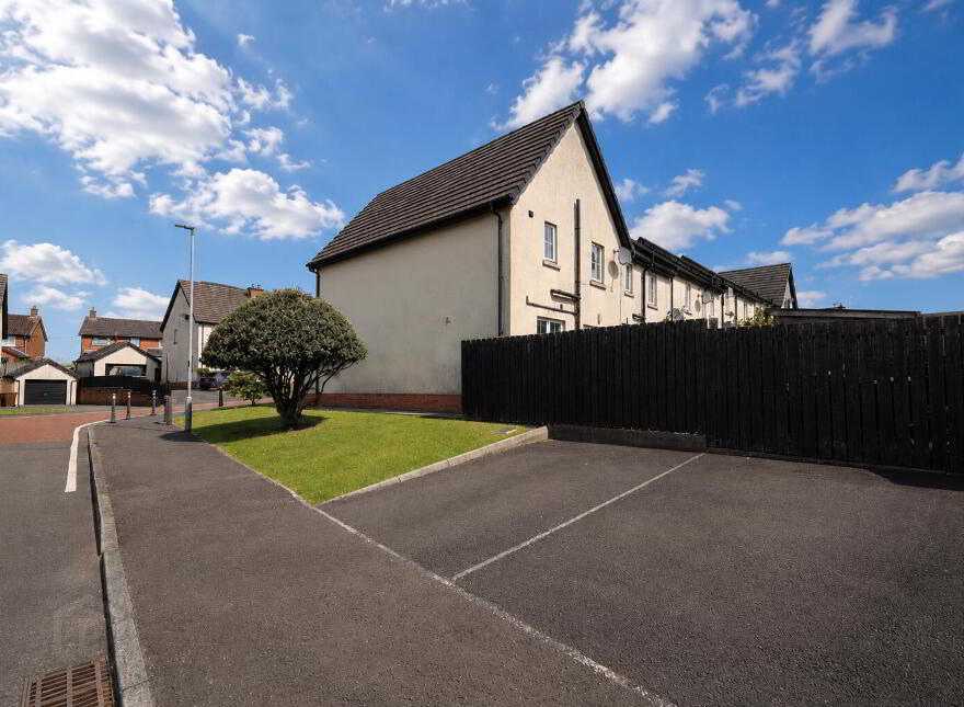 15 Castlebrook Avenue, Ballynure, BT39 9GX