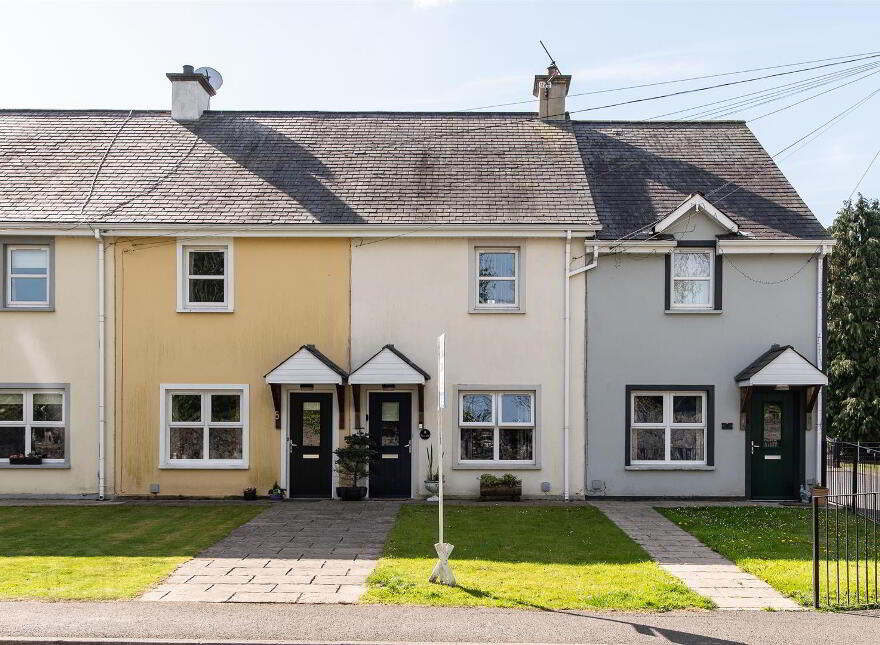 6 Manse Walk, Main Street, Seaforde, BT30 8TN