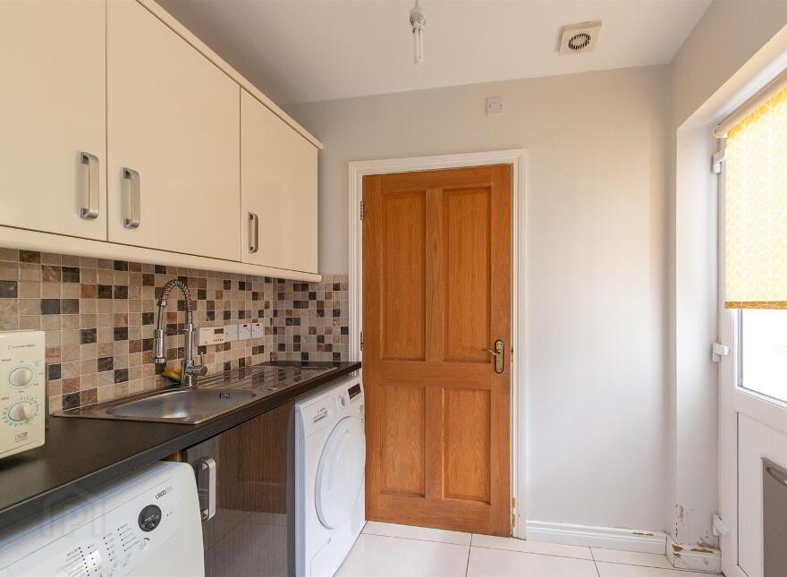 6 Manse Walk, Main Street, Seaforde, BT30 8TN