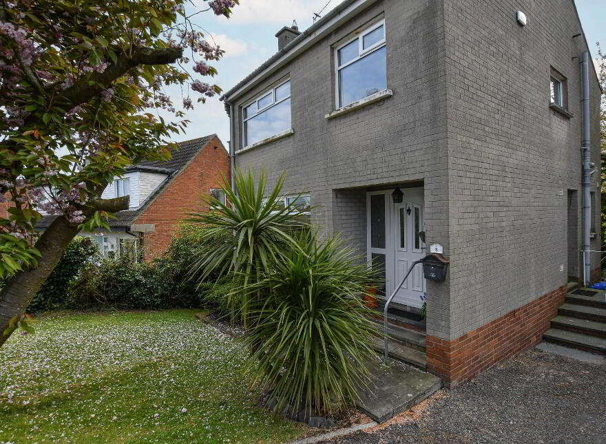 8 Ballymacormick Crescent, Bangor, BT19 6BS