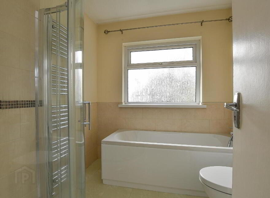 8 Ballymacormick Crescent, Bangor, BT19 6BS