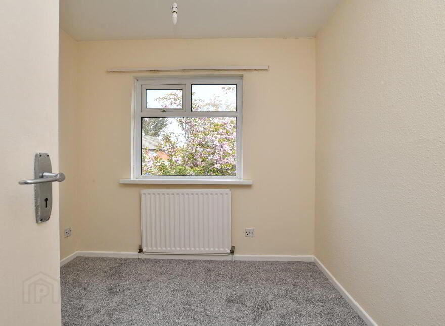8 Ballymacormick Crescent, Bangor, BT19 6BS