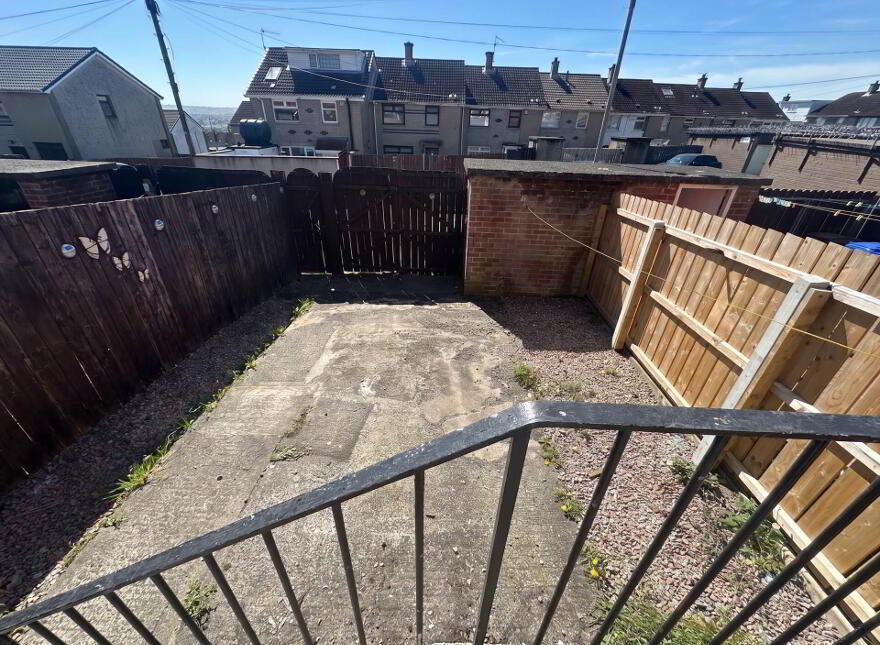 438 Glen Road, Belfast, BT11 8AY