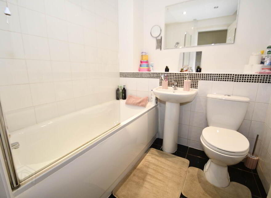 Apartment 5 St Annes Lane, Blacks Road, Belfast, BT10 0PP