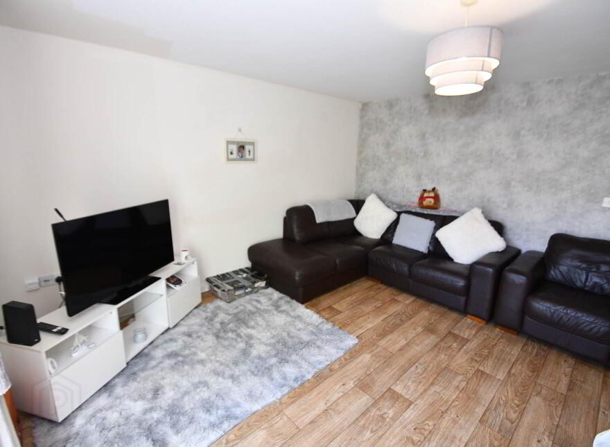 Apartment 5 St Annes Lane, Blacks Road, Belfast, BT10 0PP