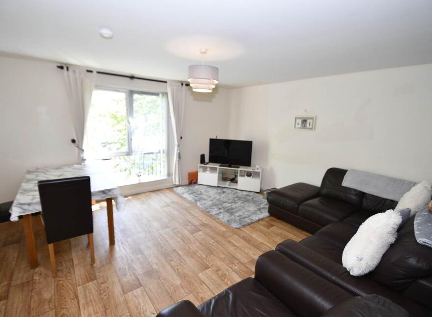 Apartment 5 St Annes Lane, Blacks Road, Belfast, BT10 0PP