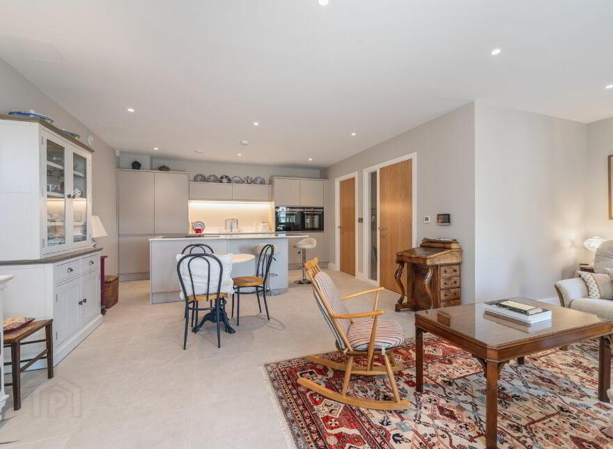 Apartment 3 The Residences 10 Kings Hall Lane, Belfast, BT9 6PS