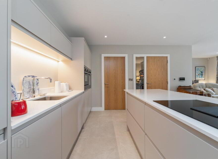 Apartment 3 The Residences 10 Kings Hall Lane, Belfast, BT9 6PS
