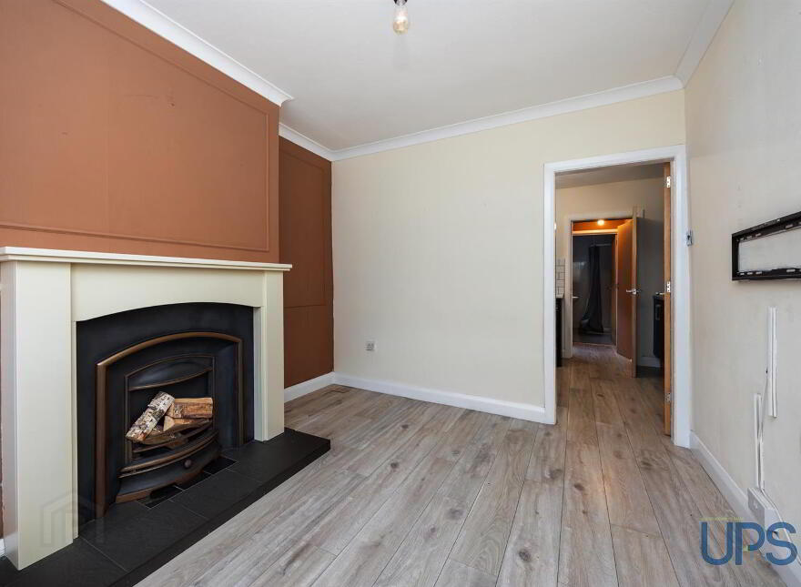 19 Iveagh Crescent, Falls Road, Belfast, BT12 6AW