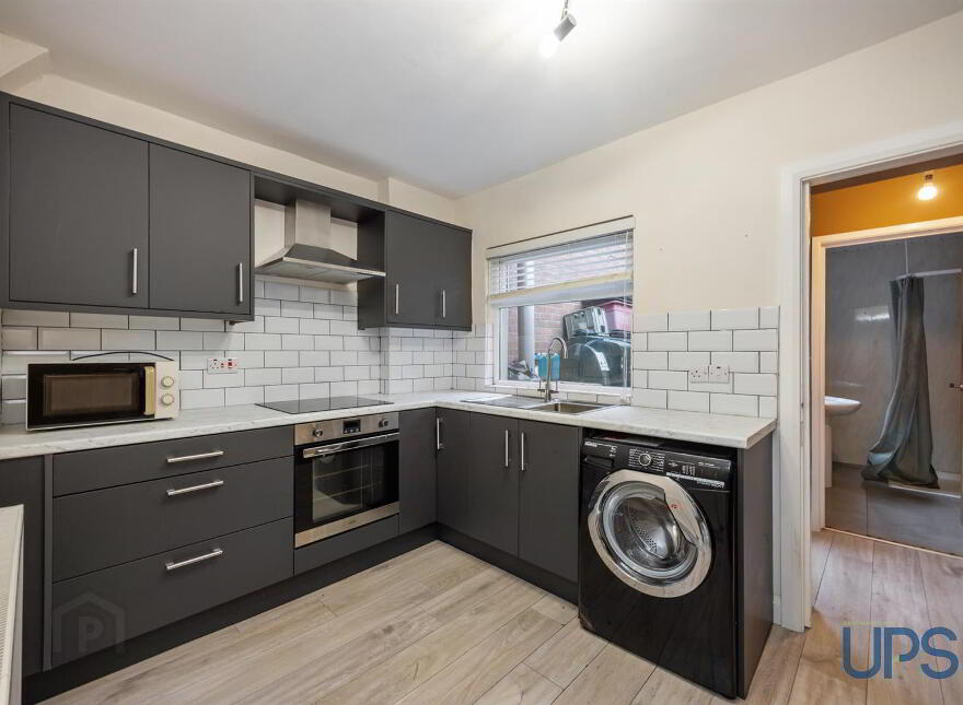 19 Iveagh Crescent, Falls Road, Belfast, BT12 6AW