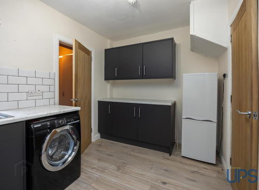 19 Iveagh Crescent, Falls Road, Belfast, BT12 6AW