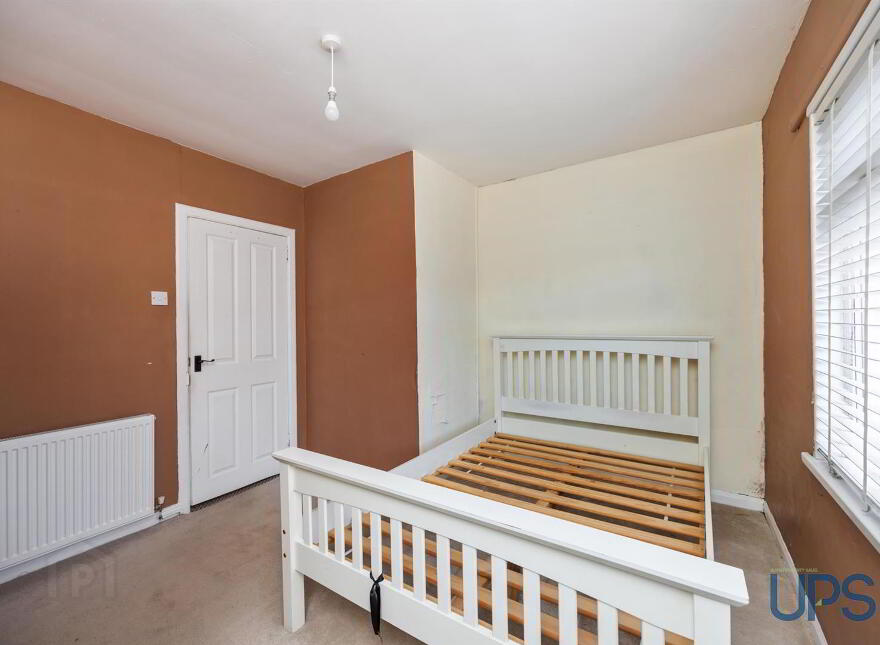 19 Iveagh Crescent, Falls Road, Belfast, BT12 6AW