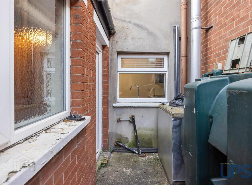 19 Iveagh Crescent, Falls Road, Belfast, BT12 6AW