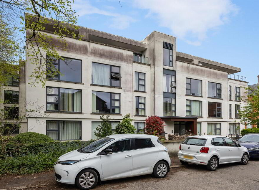 Apartment 23 Stratfield House 6-8 Wellington Park, Belfast, BT9 6DR