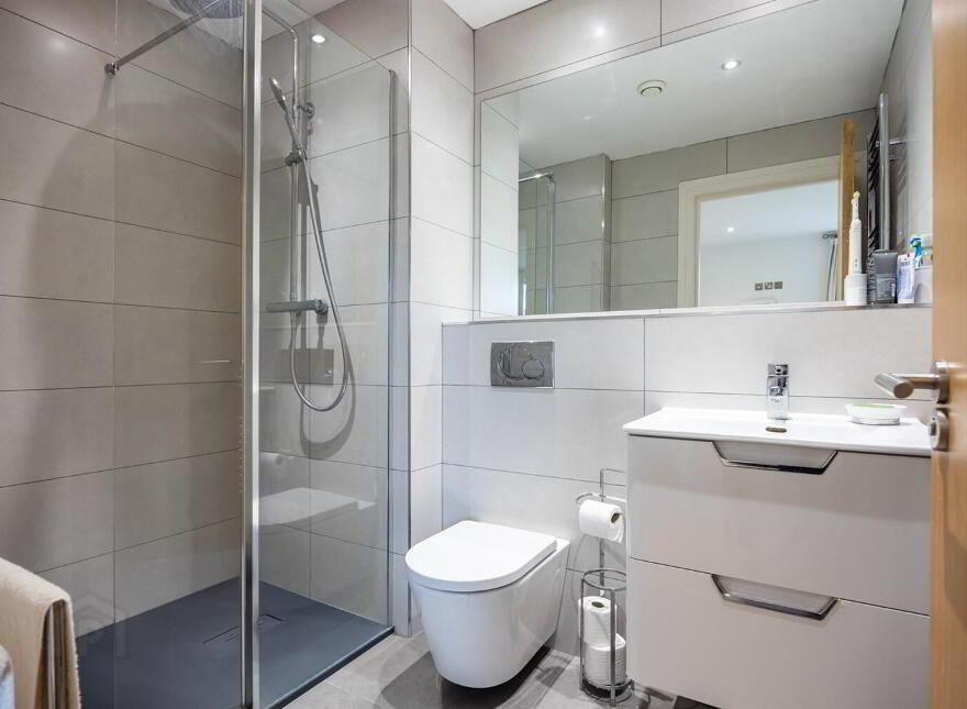 Apartment 23 Stratfield House 6-8 Wellington Park, Belfast, BT9 6DR