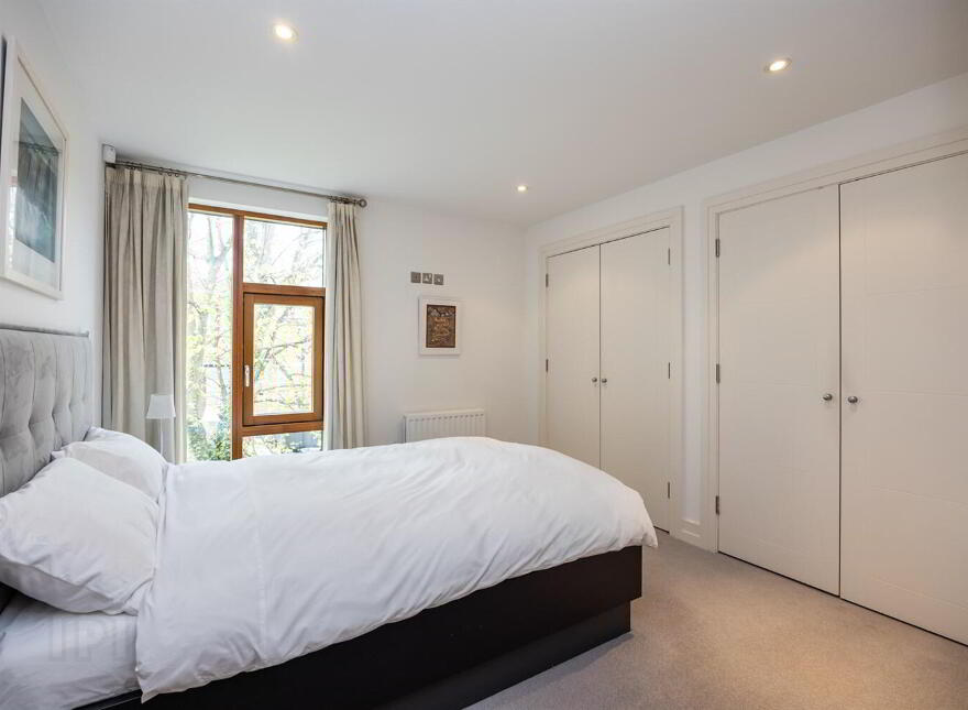 Apartment 23 Stratfield House 6-8 Wellington Park, Belfast, BT9 6DR