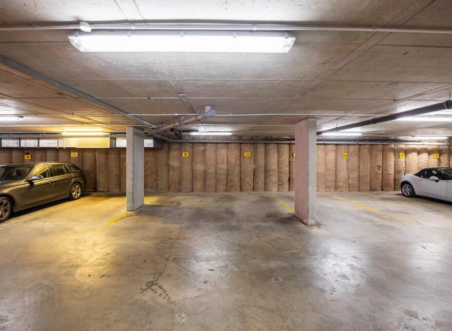 Apartment 23 Stratfield House 6-8 Wellington Park, Belfast, BT9 6DR