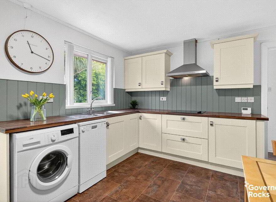 18 Rodney Park, Bangor, BT19 6FN