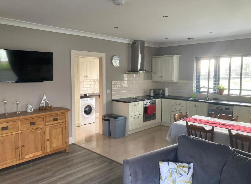 Churchfield, Knock, F12KD58
