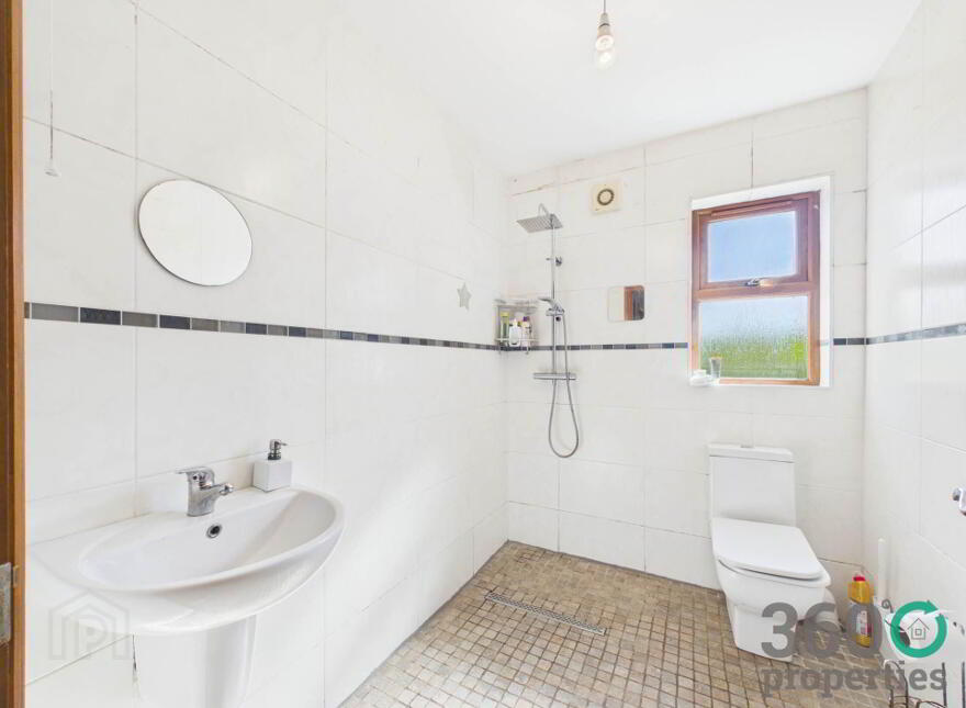 8 Maxwells Road, Ballymena, BT42 3NU
