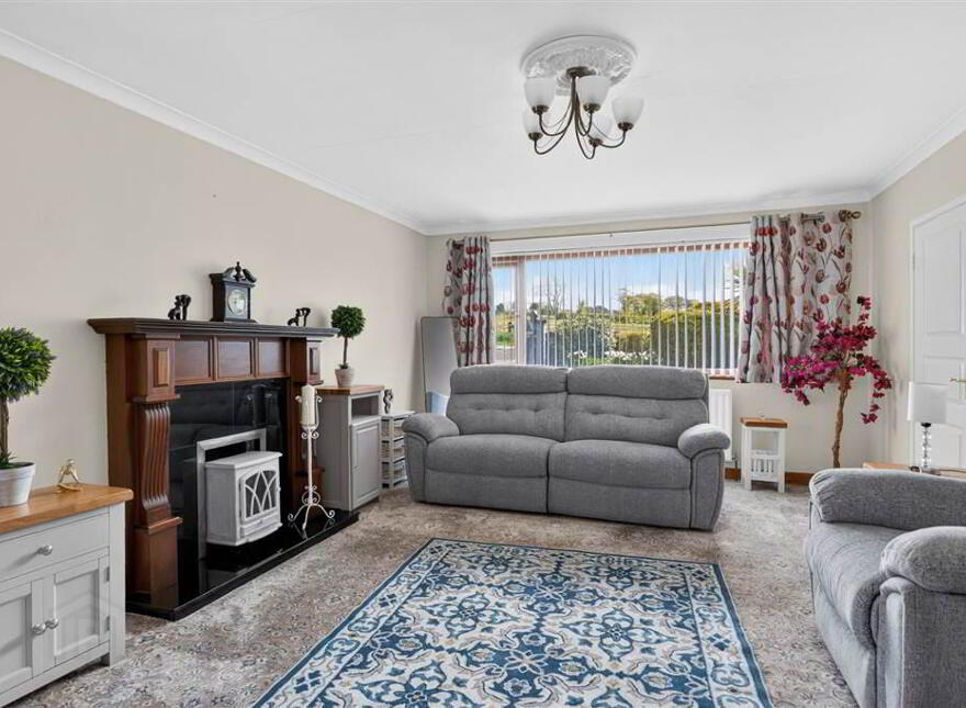 House And 3 Acres, 5 Rock Road, Lisburn, BT28 3SU