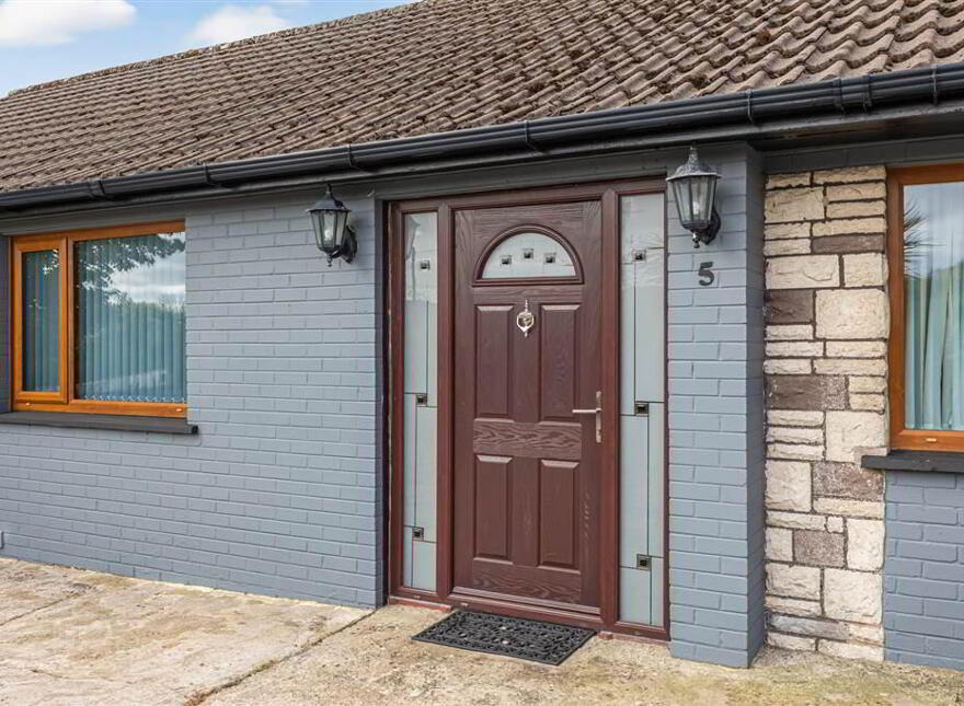 House And 3 Acres, 5 Rock Road, Lisburn, BT28 3SU