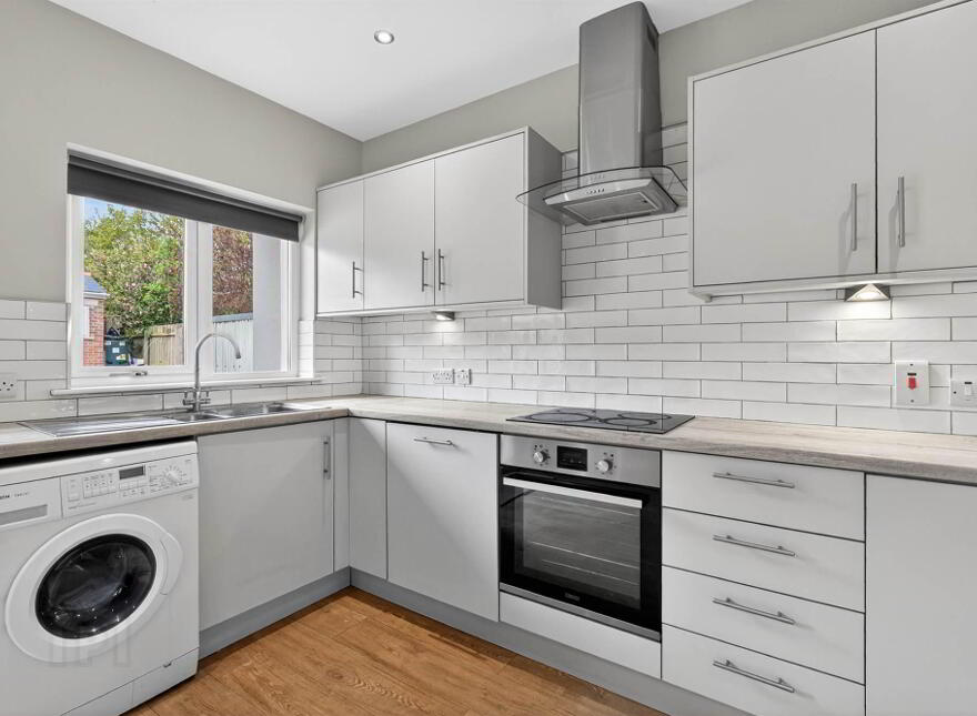 16 Church Hill, Lambeg, Lisburn, BT27 4SB