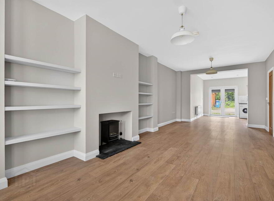 16 Church Hill, Lambeg, Lisburn, BT27 4SB