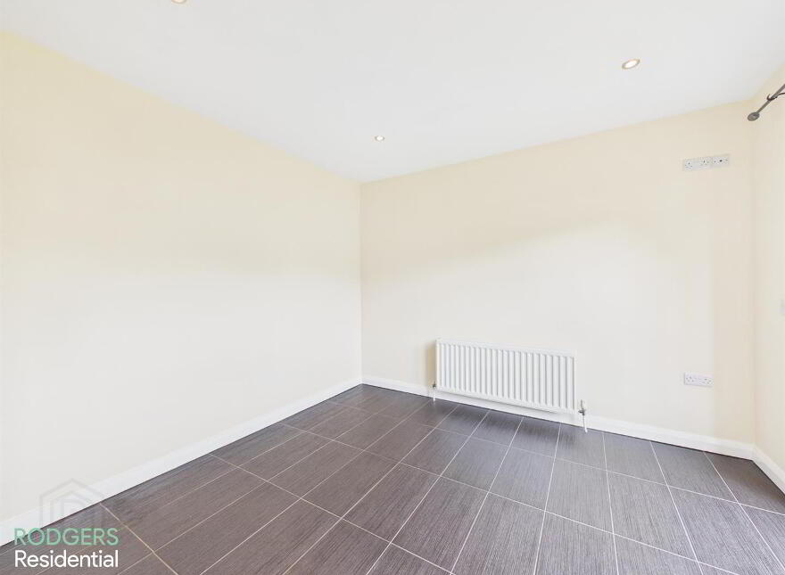 1 Redburn Court, Holywood, BT18 9QT