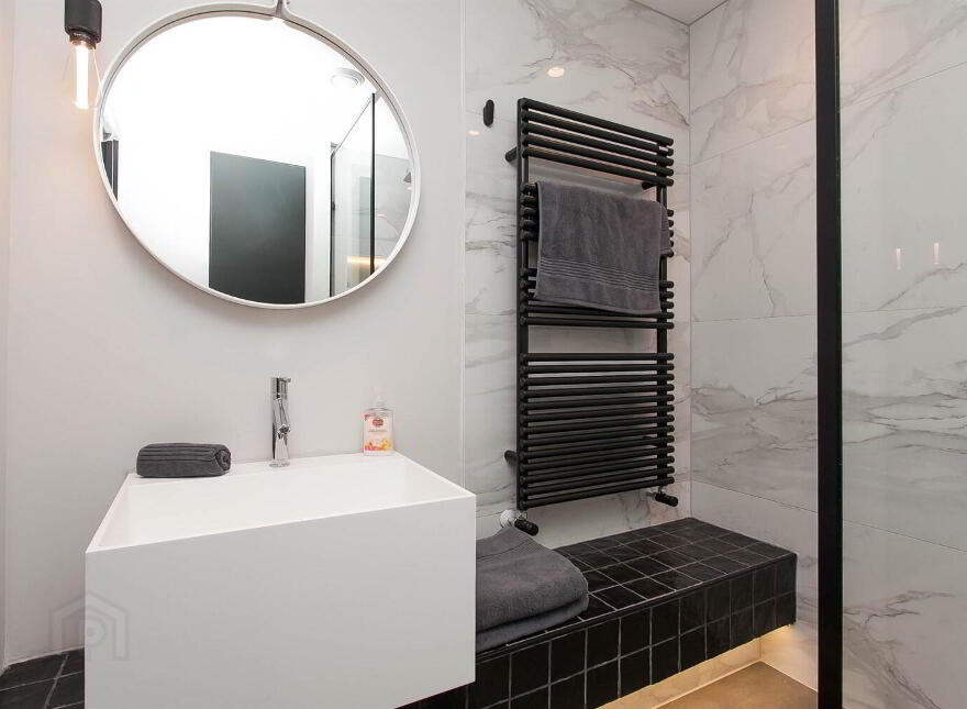 Apt 24 Fx, 14-18 Montgomery Street, Belfast, BT1 4NX