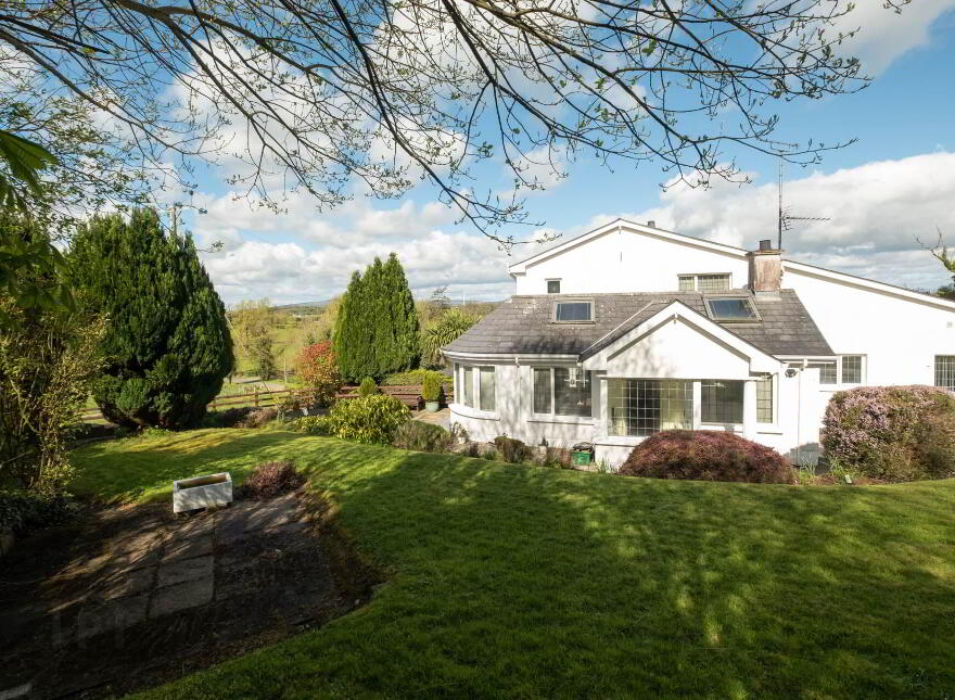 54 Belview Road, Enniskillen, BT74 4JH