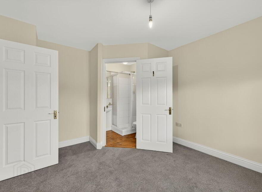 1 Pembroke Court, Pembroke Wood, Passage West, T12EDF7