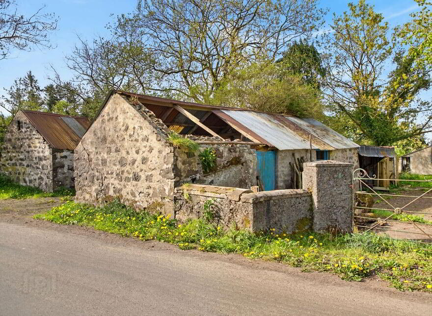 50 & 52 Clonkeen Road, Randalstown, BT41 3JJ
