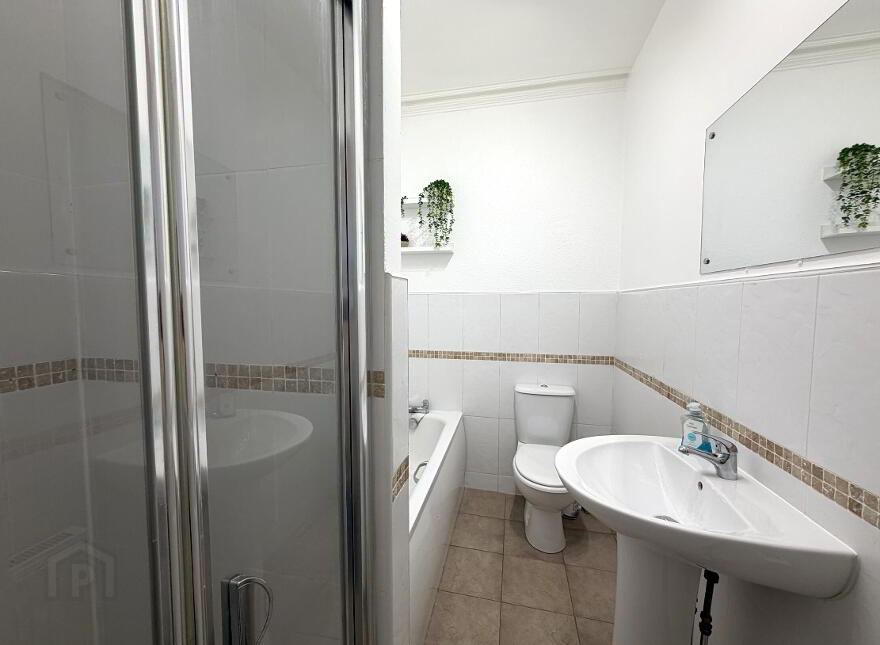 Apt 4, 1 Sandown Park, Belfast, BT5 6JP