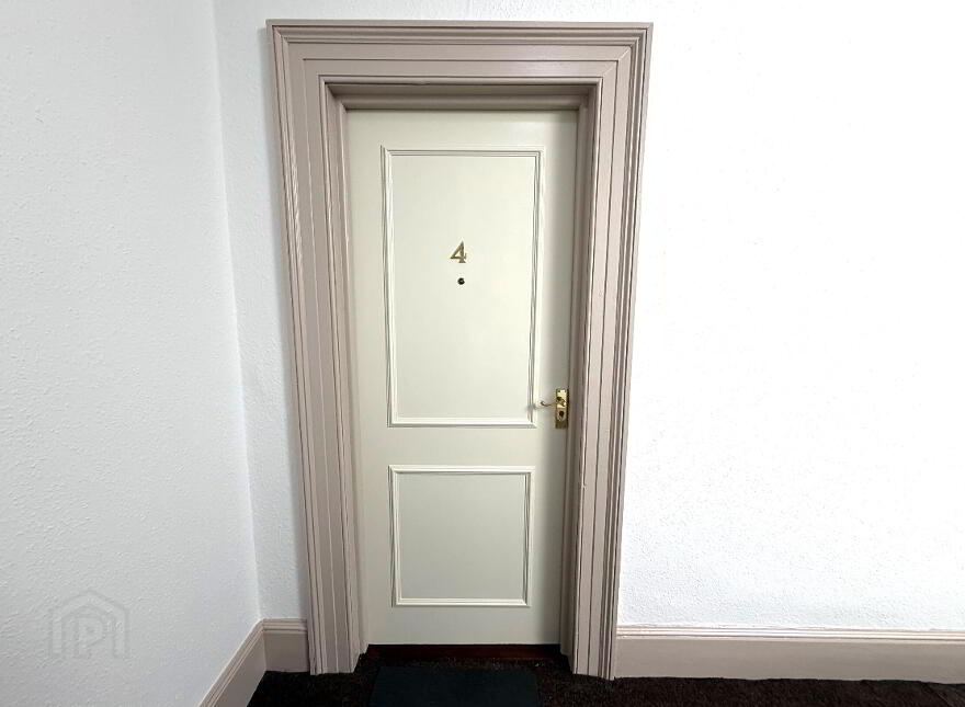 Apt 4, 1 Sandown Park, Belfast, BT5 6JP