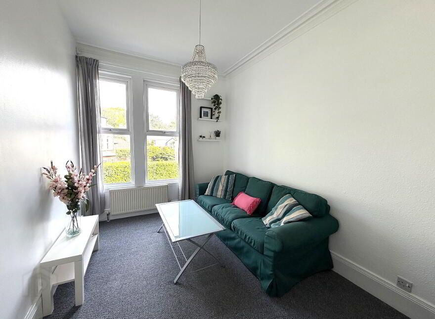 Apt 4, 1 Sandown Park, Belfast, BT5 6JP