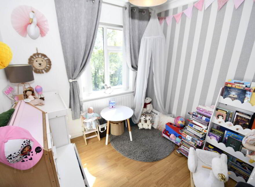 18 Glengoland Park, Stewartstown Road, Belfast, BT17 0JD