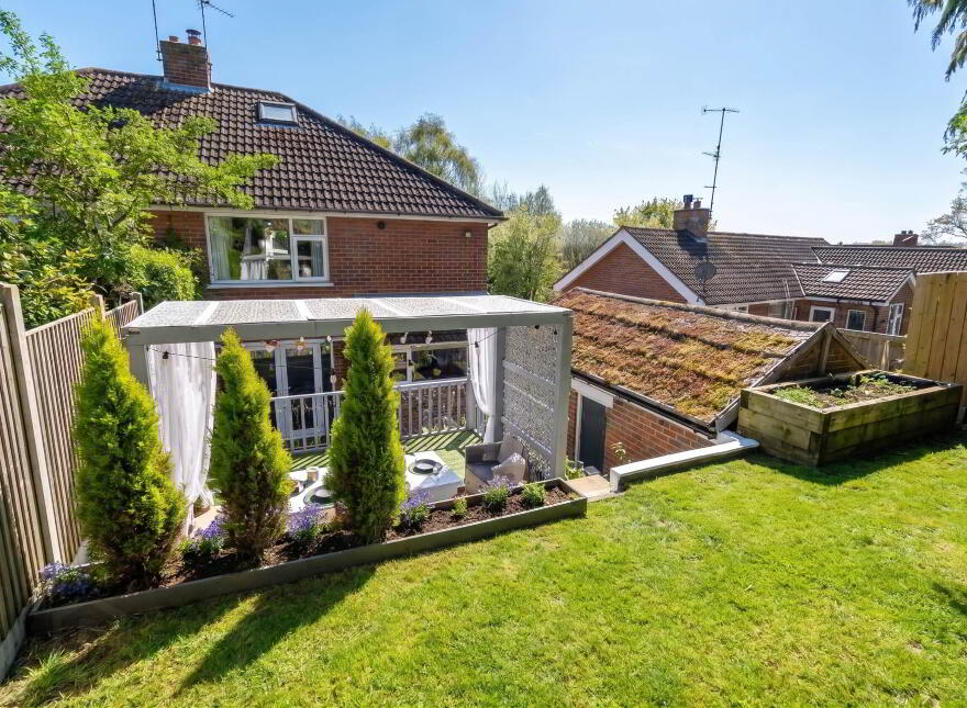 18 Glengoland Park, Stewartstown Road, Belfast, BT17 0JD