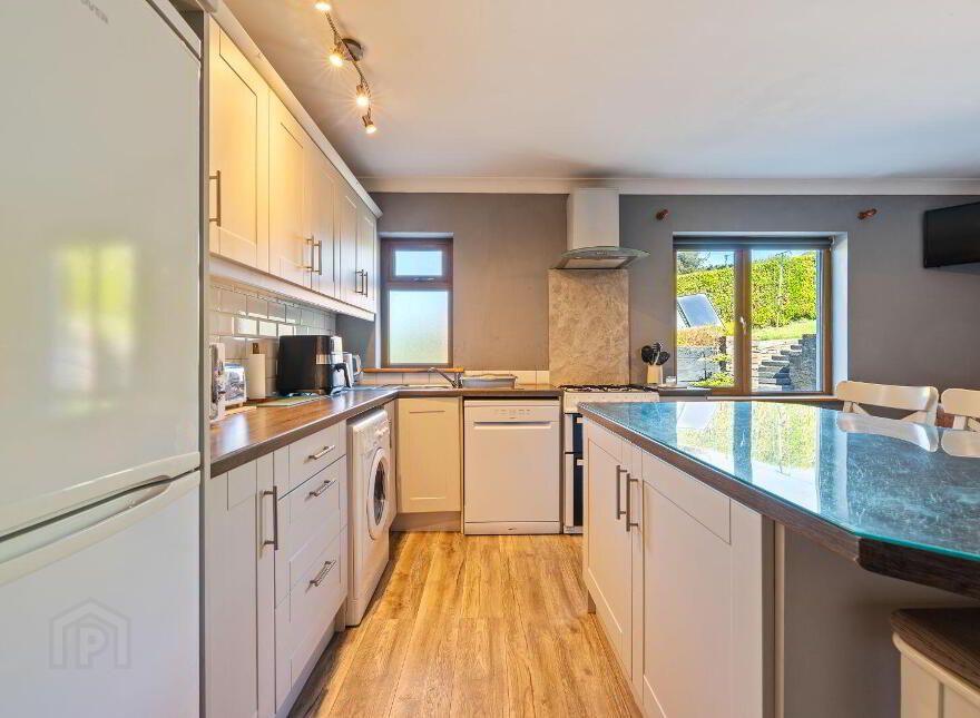 Burgatia, Rosscarbery, Rosscarbery, P85W657