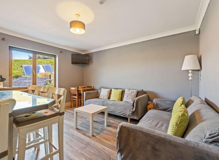 Burgatia, Rosscarbery, Rosscarbery, P85W657