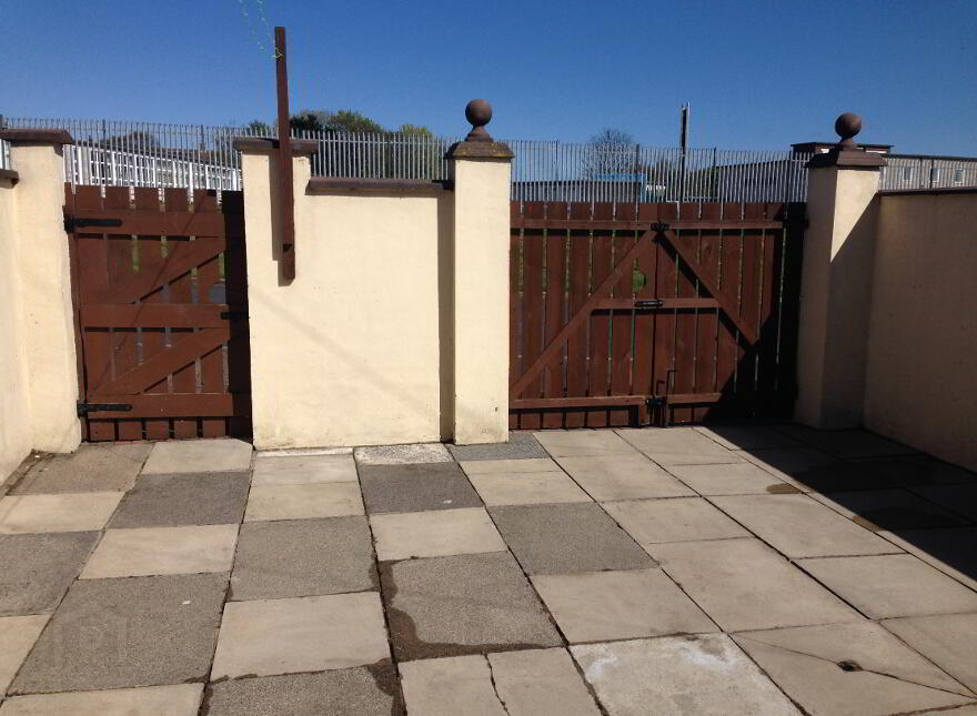 10 Cypress Place, Carrickfergus, BT38 8EJ
