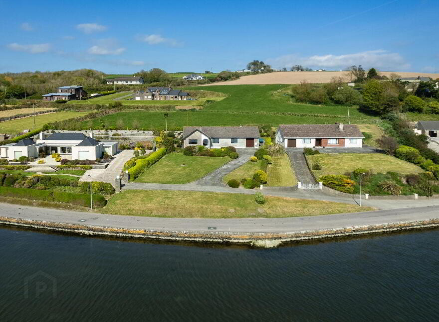 Mill Road, Burgatia, Rosscarbery, P85F820