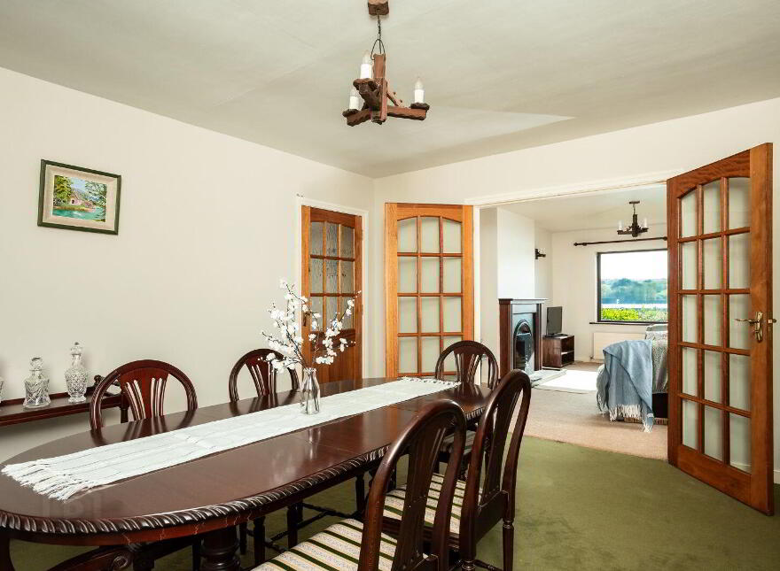Mill Road, Burgatia, Rosscarbery, P85F820