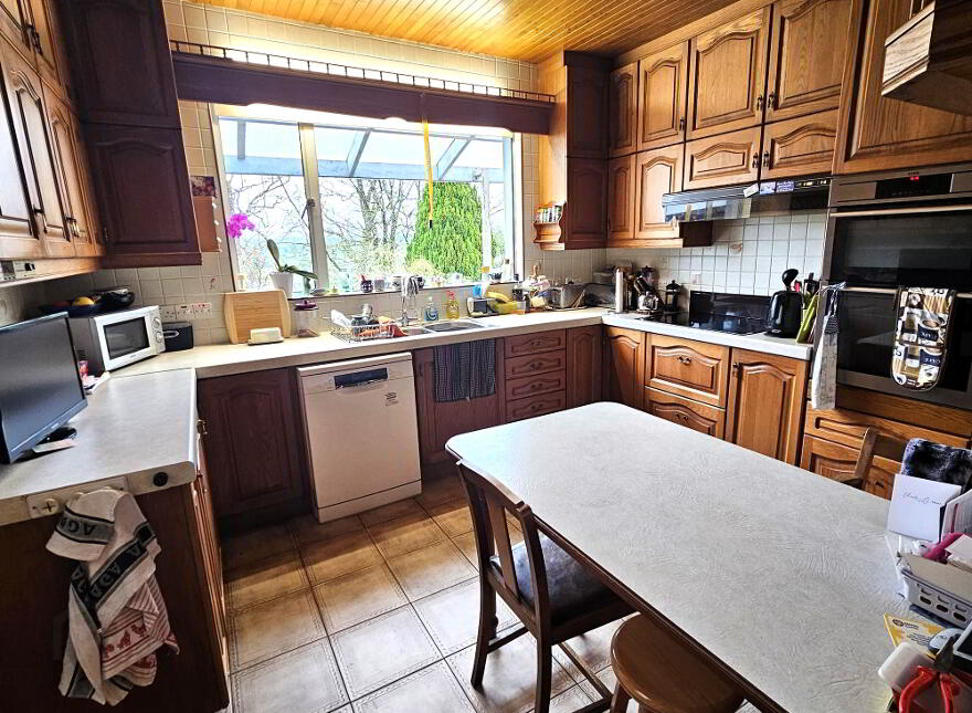 Gairloch, 38 Castlebalfour Road, Lisnaskea, BT92 0LT